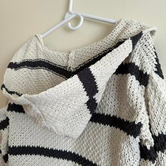 Size Small Rewind Hooded Open Front Sweater/Cardigan - Picture 3 of 8